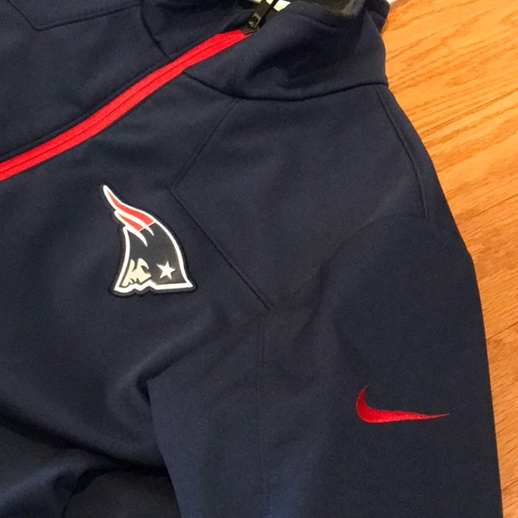 NFL New England Patriots Jacket. Size M - Picture 7 of 7